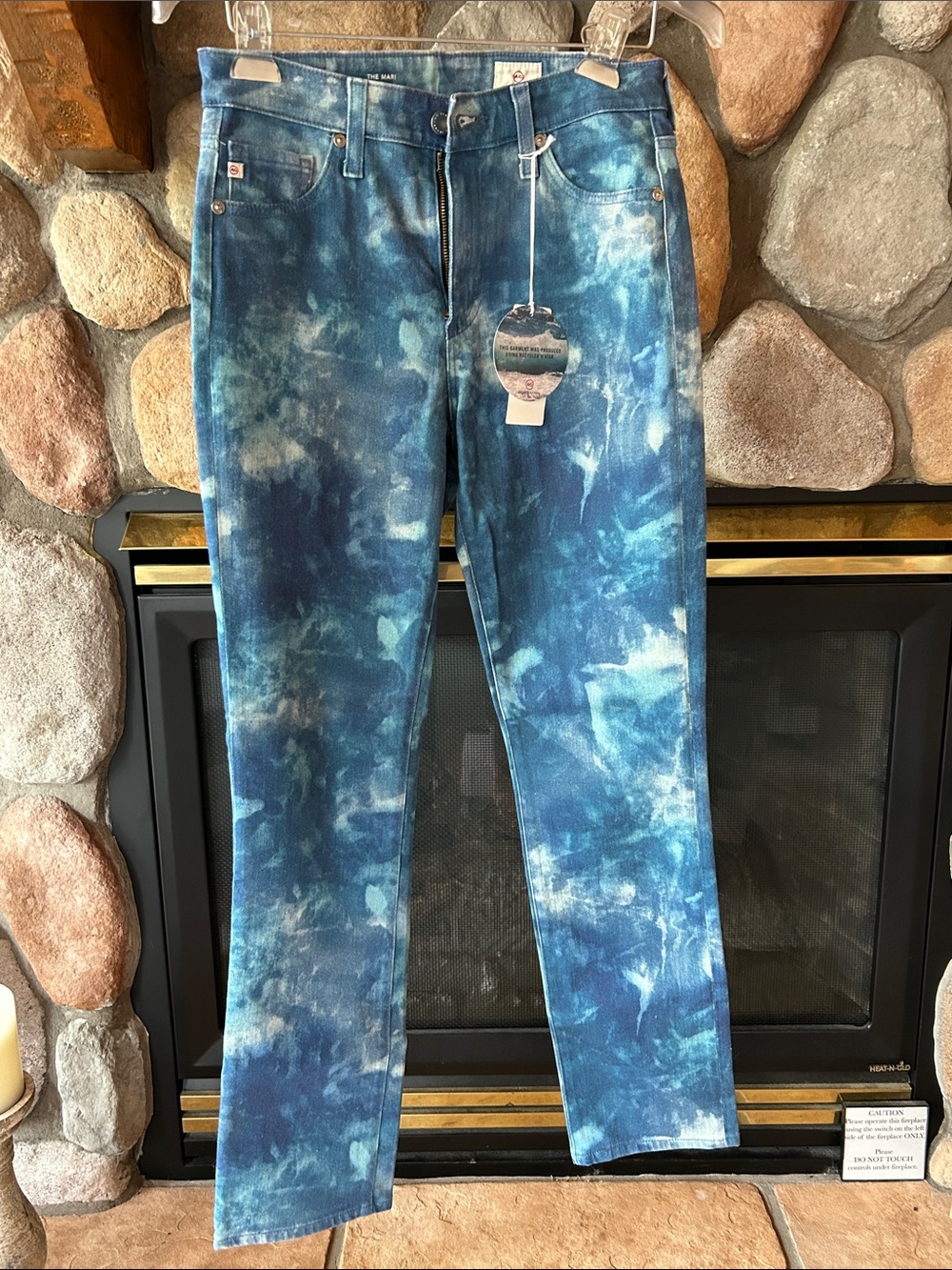 AG The Mari High Rise Straight Leg Jeans, Size 4/27, NWT